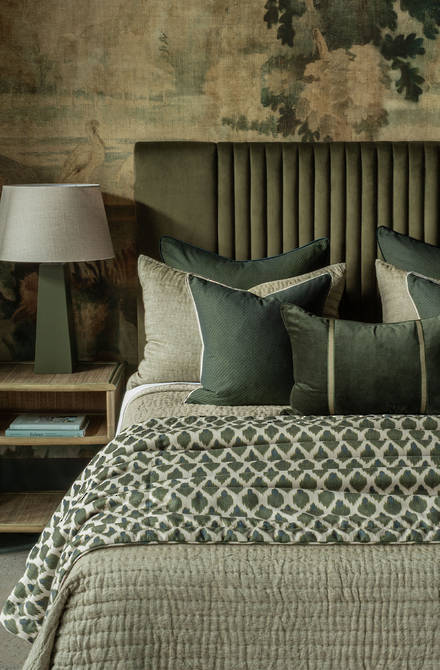 Show additional image 0